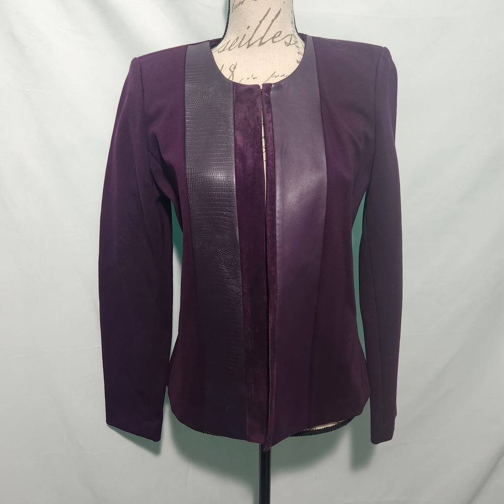 Calvin Klein Structured Purple Suit Jacket Blazer W Faux Lizard Panels. Size 6.